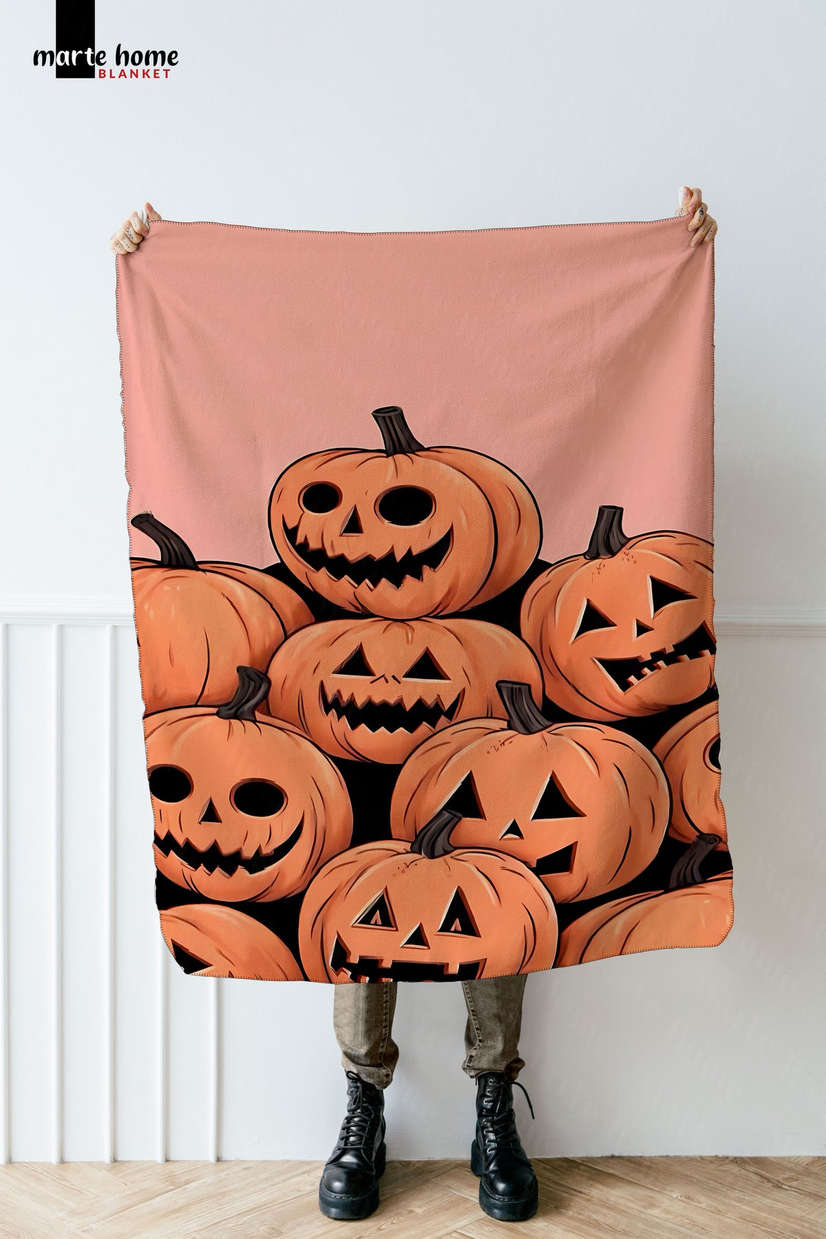 CADILAR BAYRAMI & HALLOWEN DESENLİ 100X170 CM TEK TARAF BASKILI POLAR TV BATTANİYESİ