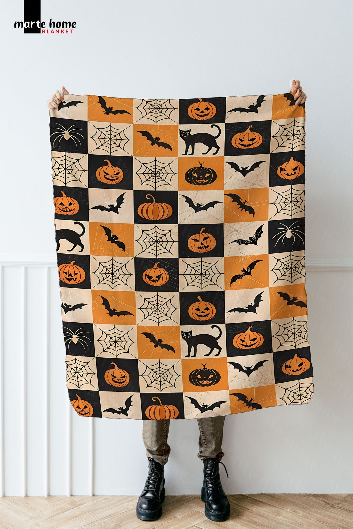 CADILAR BAYRAMI & HALLOWEN DESENLİ 100X170 CM TEK TARAF BASKILI POLAR TV BATTANİYESİ