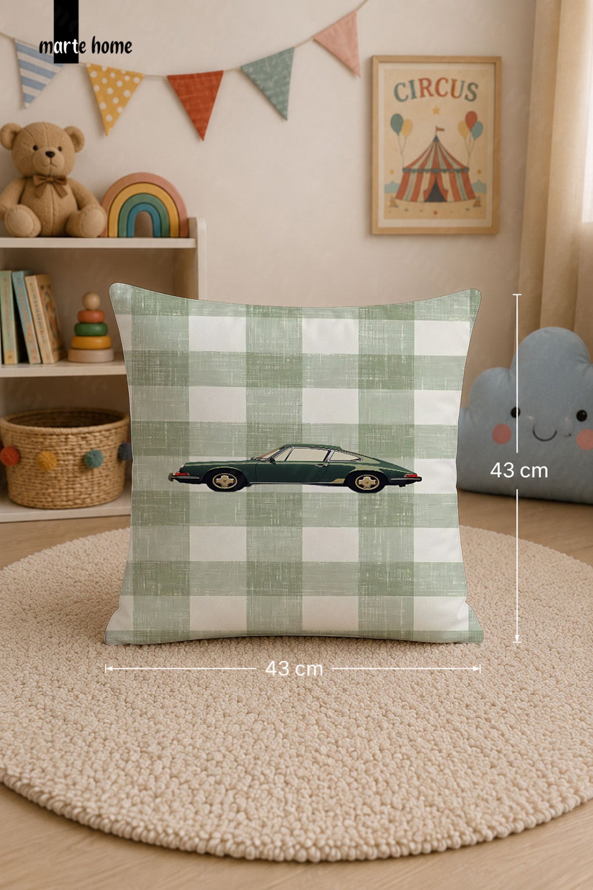 CARS - RENKLİ DİJİTAL BASKILI ÇOCUK KIRLENT KILIFI - 43x43 CM