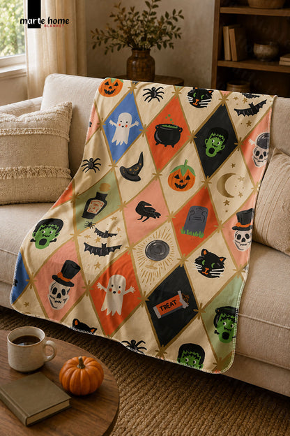 CADILAR BAYRAMI & HALLOWEN DESENLİ 100X170 CM TEK TARAF BASKILI POLAR TV BATTANİYESİ